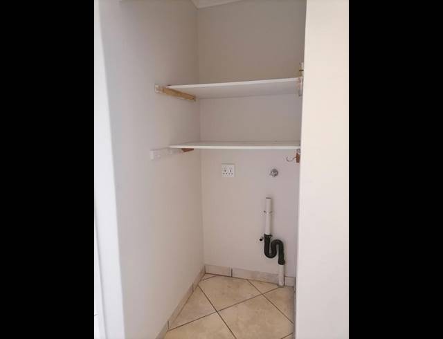 2 BEDROOM PROPERTY TO RENT IN SONNEVELD